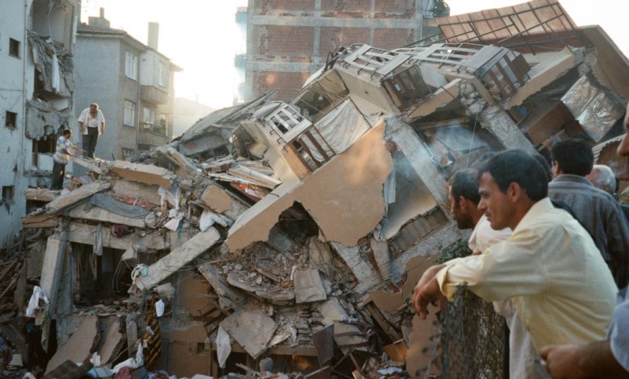 23 yıl geçti unutulmadı; Büyük deprem kapıda, önlem alınmadı