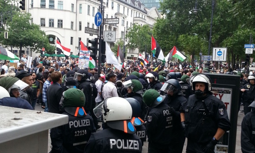 Almanya: Filistin Kongresi'ne baskı ve direniş