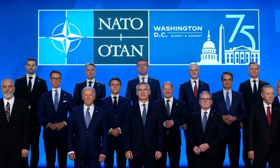 NATO dünyayı yok oluşa sürüklemeye kararlı