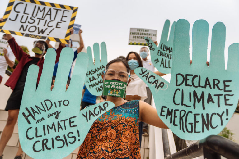 004-manila-climate-strike-vogue-250920-credit-hannah-reyes-morales-14