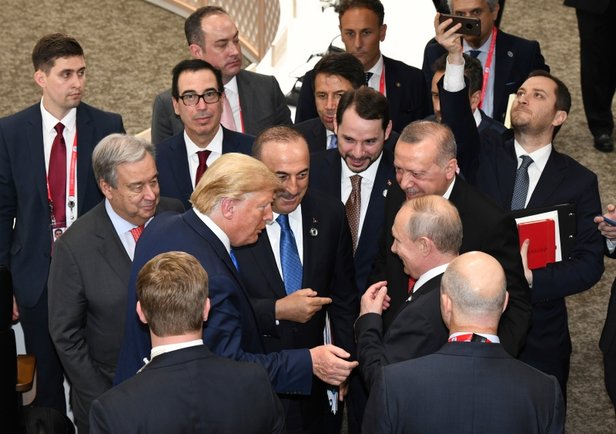 0x0-trumptan-turk-heyetine-hollywood-benzetmesi-1561815681695