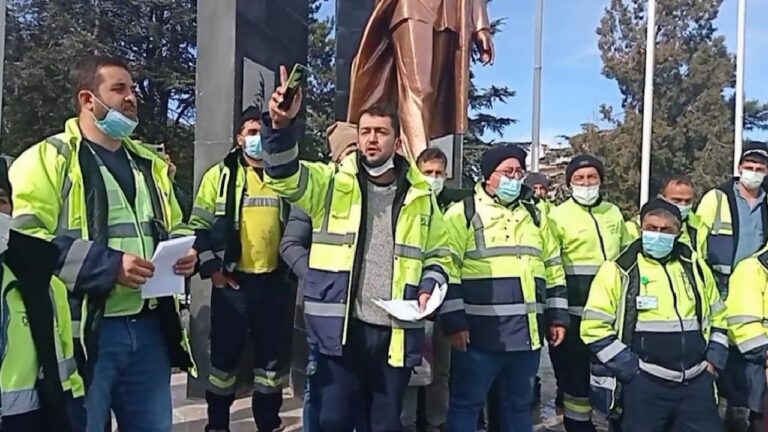 kayseride-maden-iscileri-is-birakti-bizi-bunlara-ezdirmeyin-OYFa9HnA