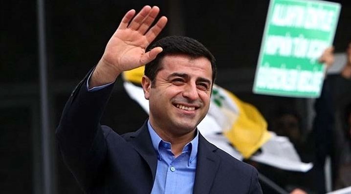 selahattin-demirtas-tan-ikinci-oyku-kara-gozlere-selam-olsun-259720-5