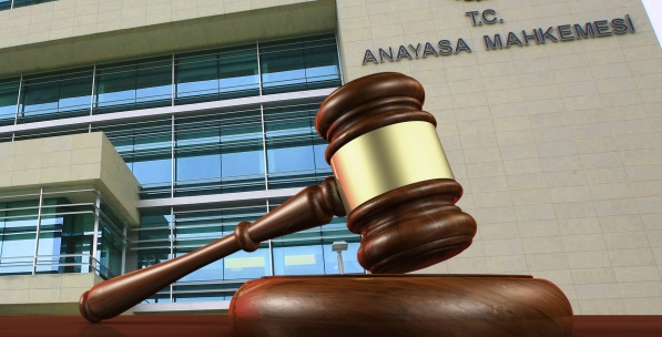 ANAYASA MAHKEMESI'NIN^YENIU HIZMET BINASI