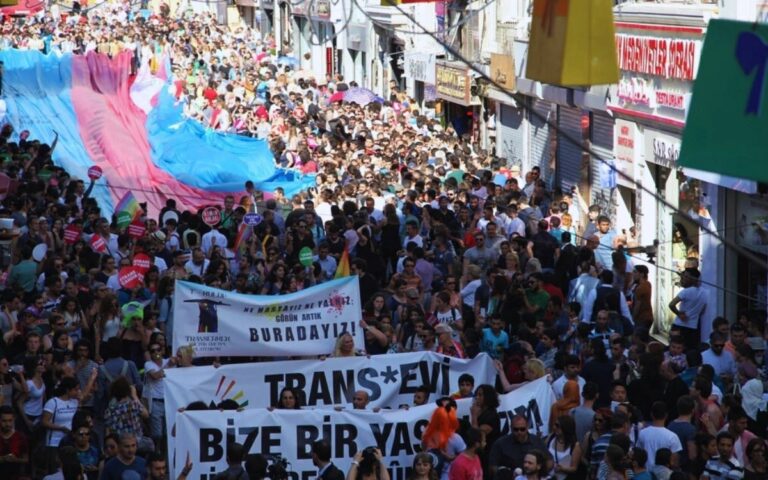 istanbul-lgbti-onur-haftasi-ve-trans-onur-haftasi-temalarini-ariyor (1)