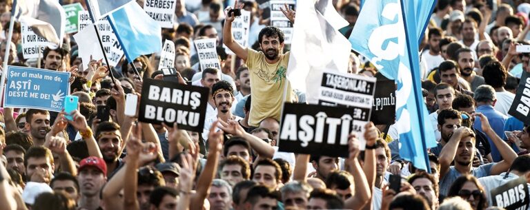 TURKEY-KURDS-CONFLICT-DEMO-PEACE