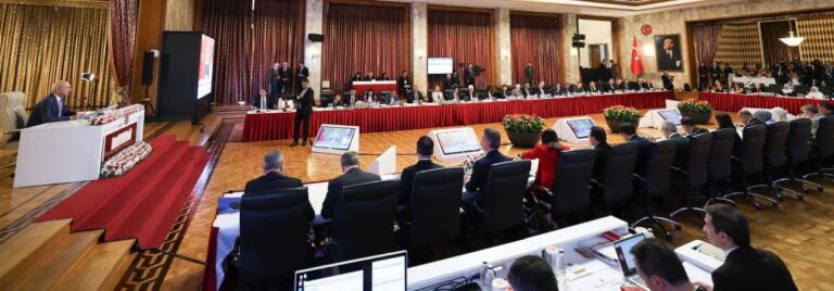 komisyon-bu-hafta-tbmm-eski-baskanlari-ile-baro-baskanlarini-dinleyecek