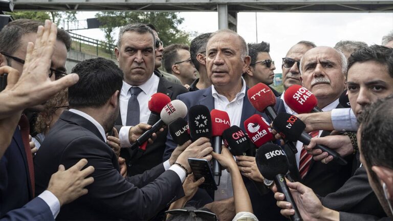 chp-il-binasinin-tasinma-karari-sonrasi-gursel-tekin-yarin-da-bu-binaya-gelecegim-bu-bina-bizde-yani