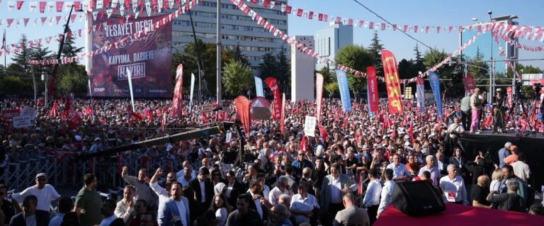 chp-tandogan-mitingine-yuz-binler-katildi-771712