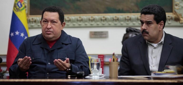 chavez_and_maduro_2