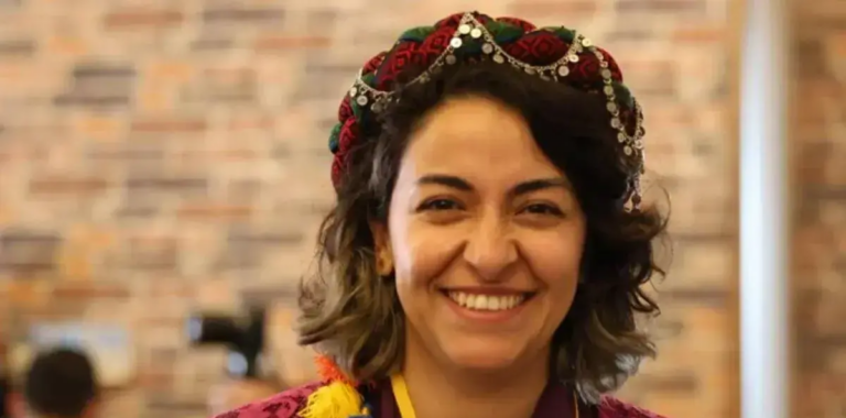 dilan-karaman-raporu-politik-yalnizlik