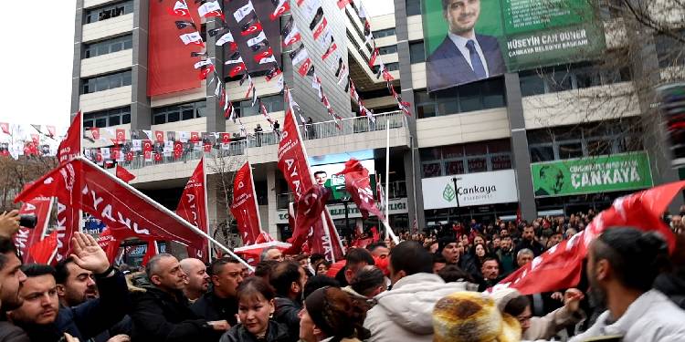 CHPli_belediyenin_etkinliginde_hayvan-_haklari_savunuculari_darp_edildi