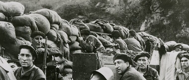Republican_forces_during_the_Battle_of_Irun_cropped